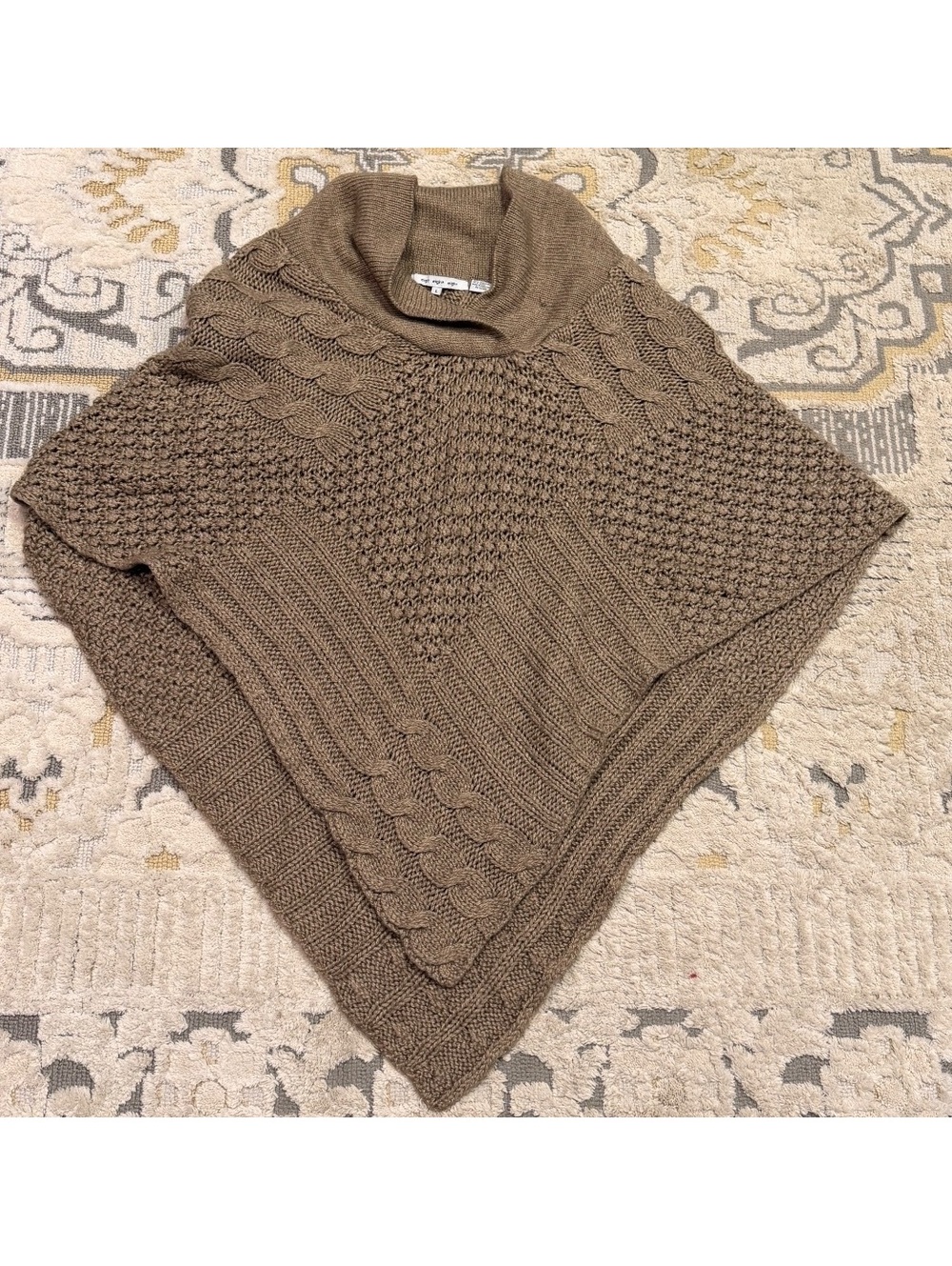 Eight Eight Eight Brown Cable Knit Turtleneck Poncho Sweater Large